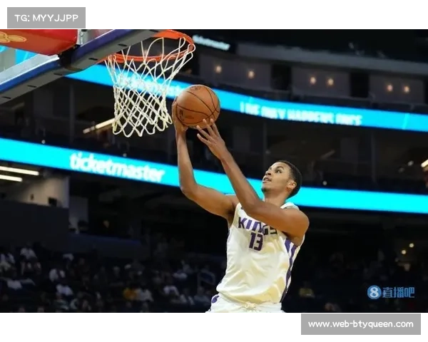 国王新秀基根·穆雷第三节连得8分率队止血，展现关键能力