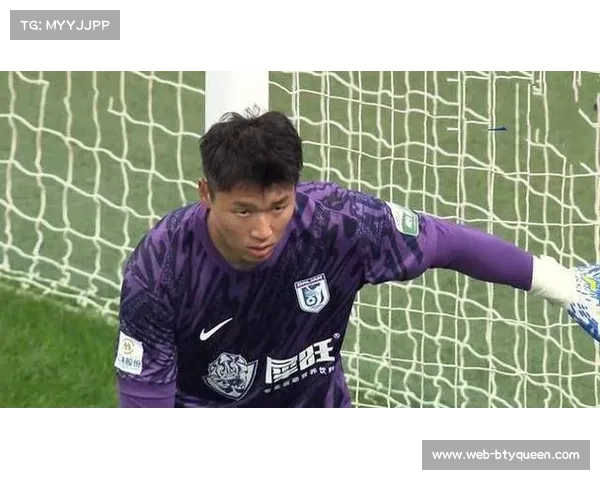 大连英博门将黄子豪：年轻门将的成长与展望